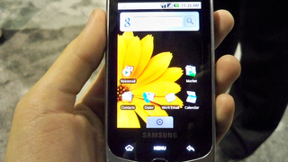 Samsung Moment Hands-On